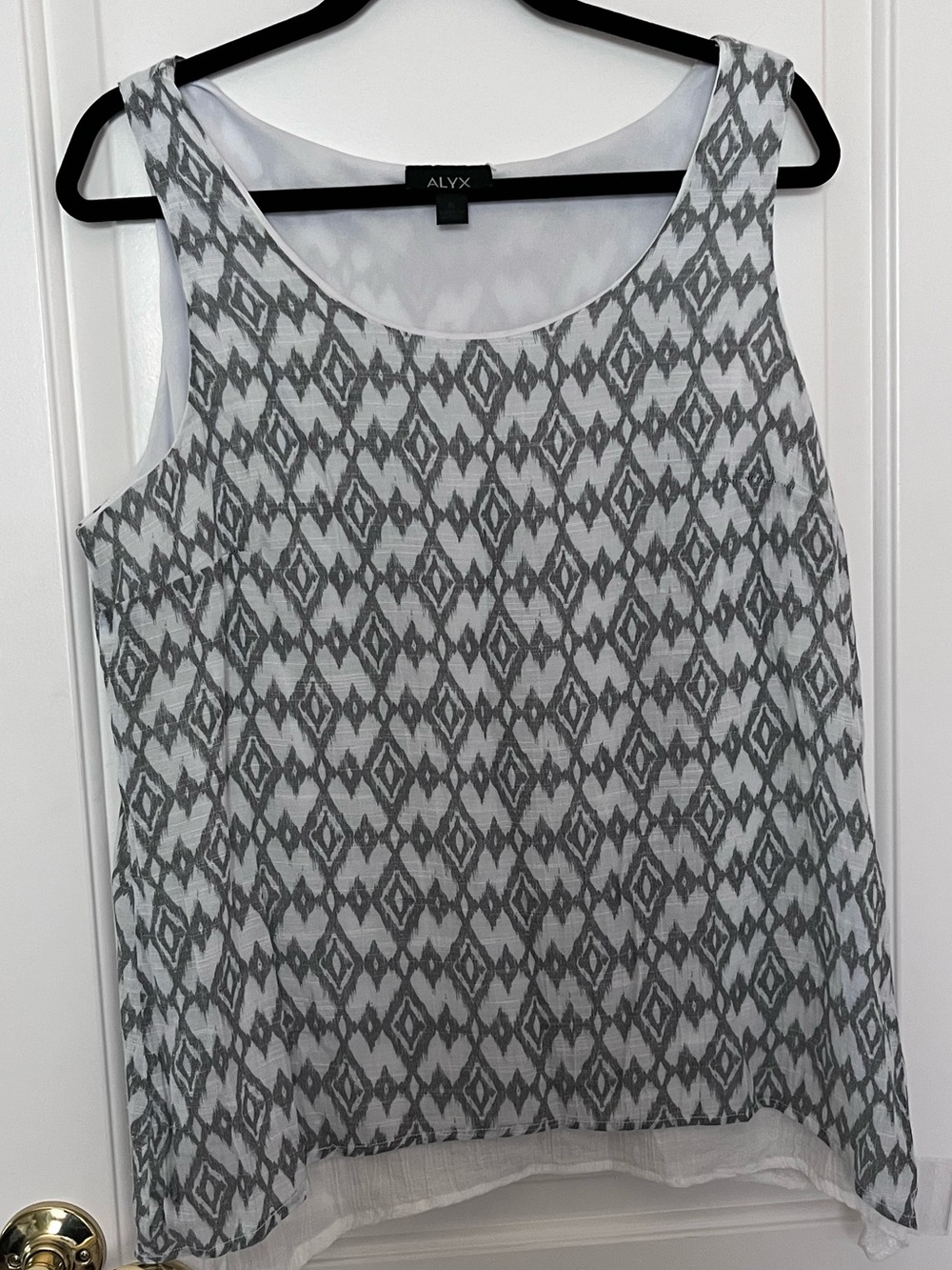 ALYX XL White & Gray Sleeveless Patterned Tank Top - Lined